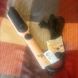 L’ange Smooth It 2-in-1 Digital Straightening Comb